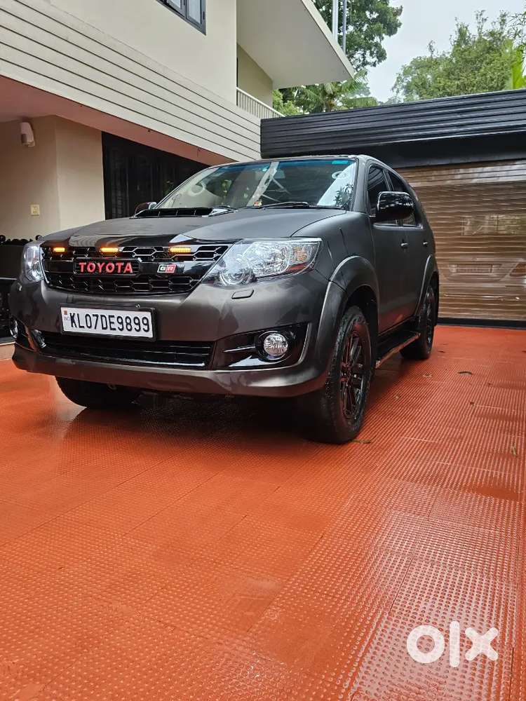 2011 Stealth Brown Facelifted Facelifted  Fortuner 4x4 Manual For Sale