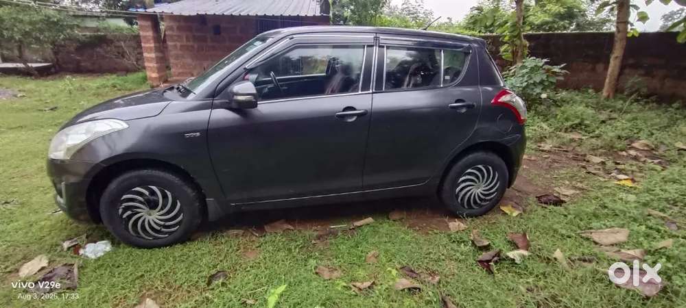 Maruti Suzuki Swift 2015 Diesel 145000 Km Driven