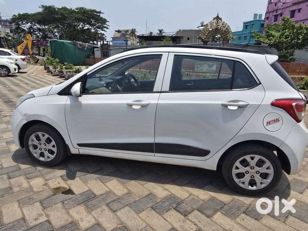 Hyundai Grand I10 2016-2017 Sportz, 2017, Petrol