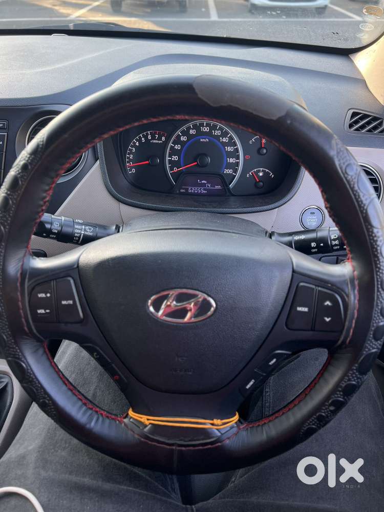 Hyundai Grand I10 Asta Option, 2016, Petrol