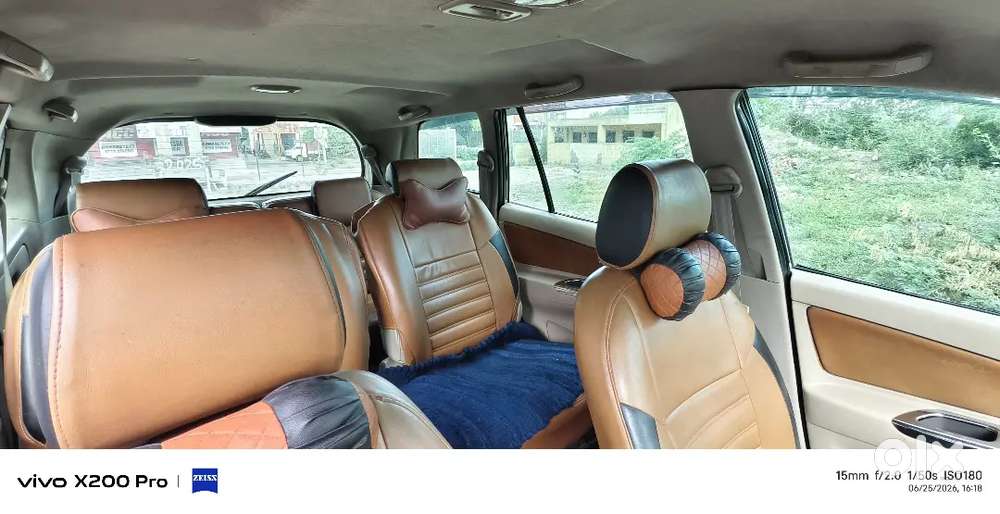 Toyota Innova 2011 Diesel 166000 Km Driven