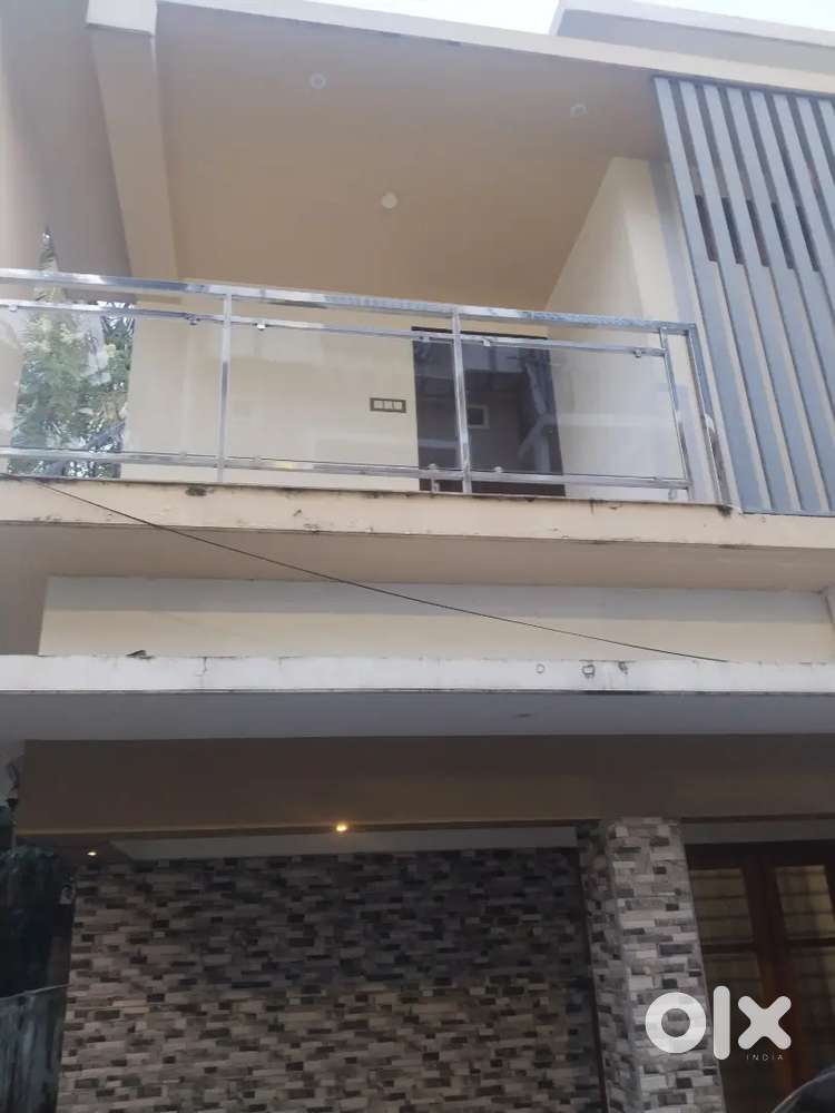 3BHK in Paruthippara