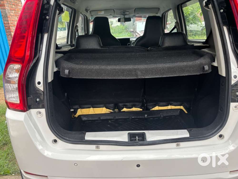 New Car Zxi Automatic With Led Screen And Flouring