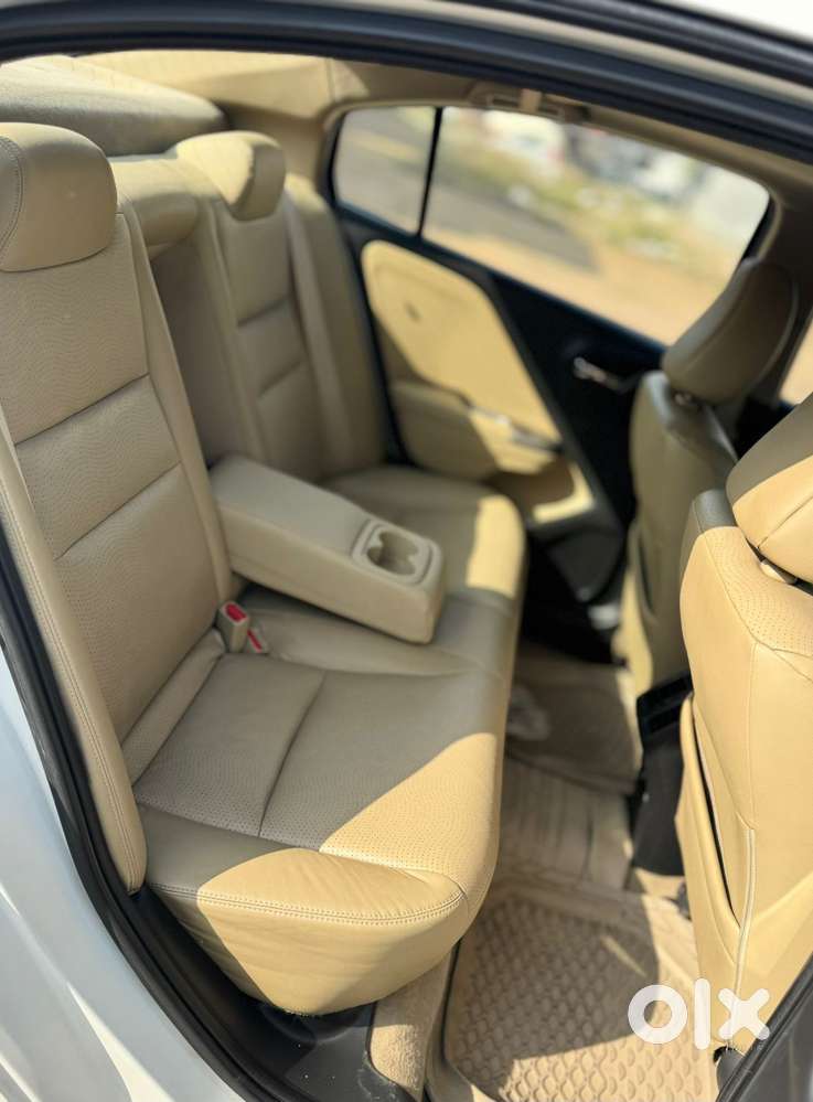 Honda City V At Sunroof, 2015, Petrol