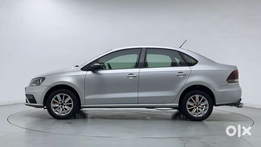 Volkswagen Vento Petrol Highline At, 2022, Petrol