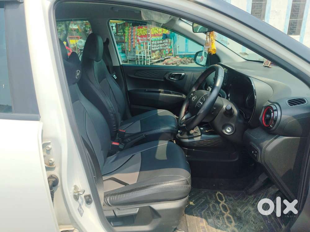 Hyundai Grand I10 Nios Sportz Mt Dual Tone, 2024, Petrol