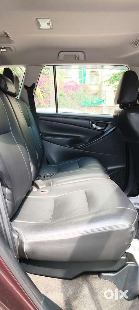 Toyota Innova Crysta 2.4 G Mt 8s, 2017, Diesel