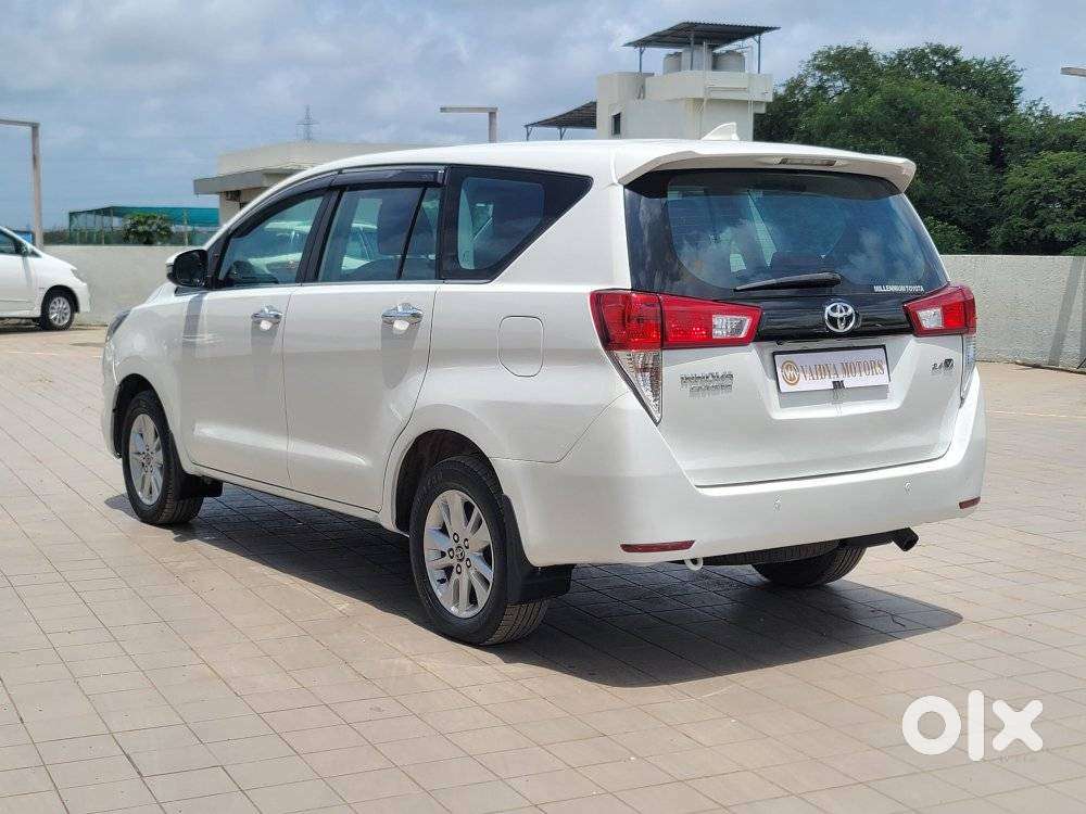 Toyota Innova Crysta 2.4 V 8 Str, 2018, Diesel