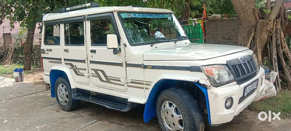 गाड़ी में कोई खर्चा नहीं है गाड़ी सीकर रोड हरमाड़ा जयपुर में है