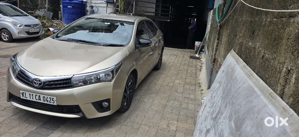Toyota Corolla Altis 2014 Diesel 126000 Km Driven