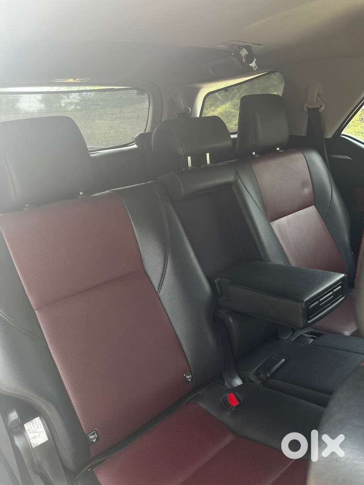 Toyota Fortuner Legender 4x2 At 2.8, 2024, Diesel