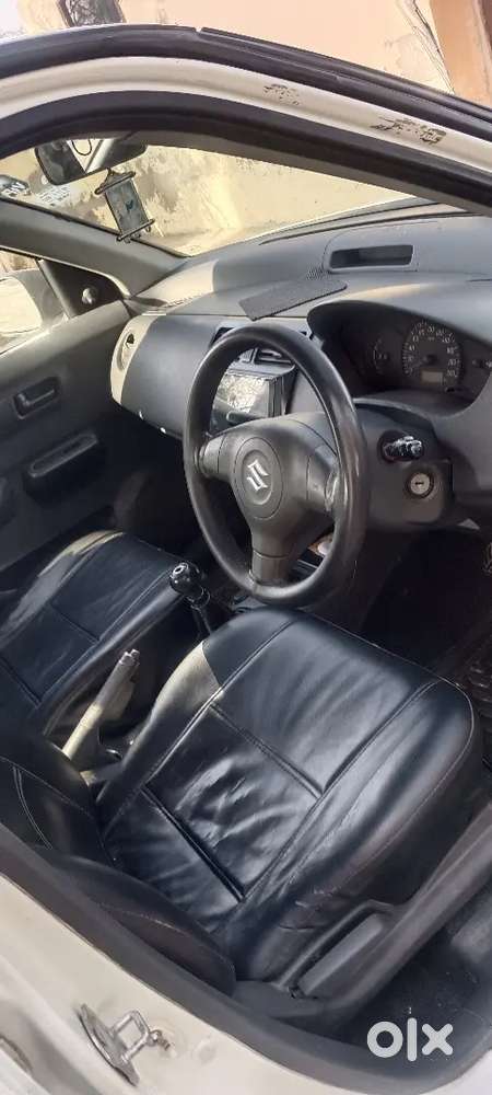 Maruti Suzuki Swift 2009 Diesel 260000 Km Driven