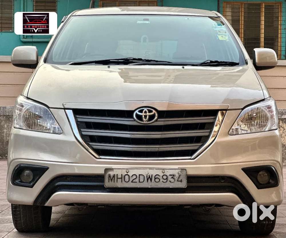 Toyota Innova 2.5 G (diesel) 8 Seater Bs Iv, 2015, Diesel