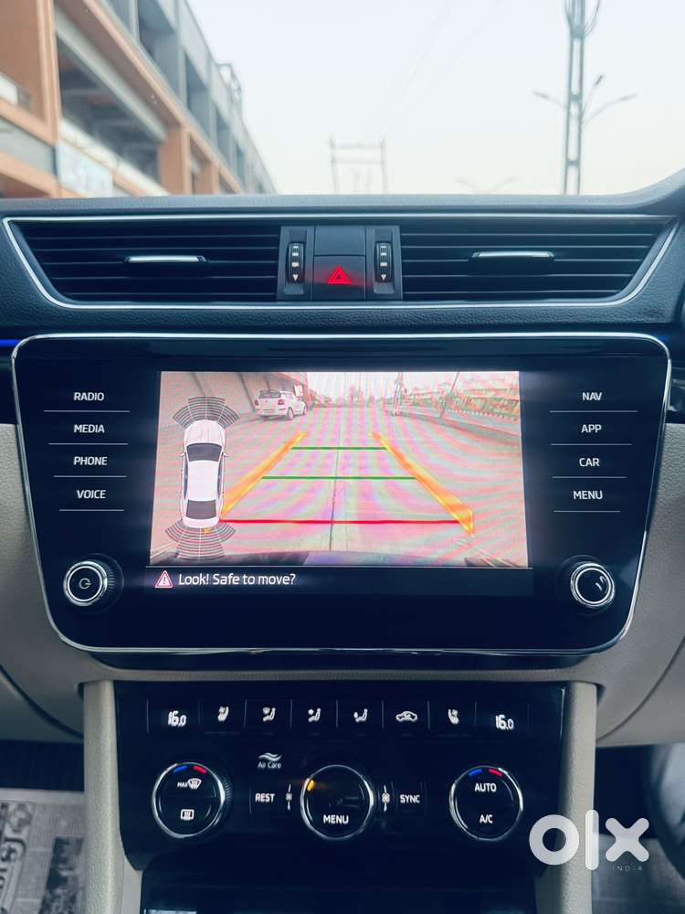 Skoda Superb L&k 2.0 Tdi At, 2018, Diesel