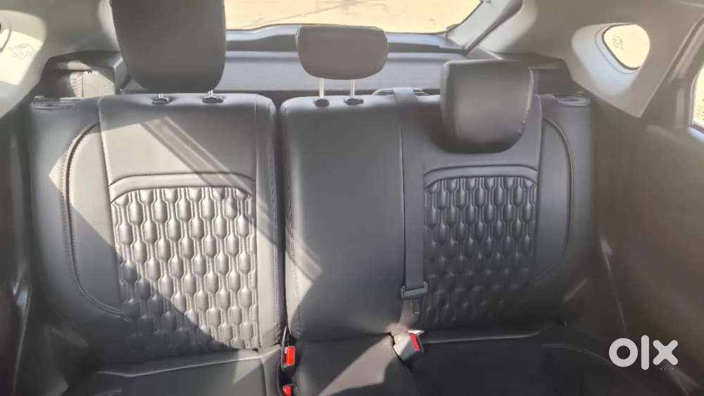 Maruti Suzuki Fronx Sigma 1.2l Mt, 2024, Petrol