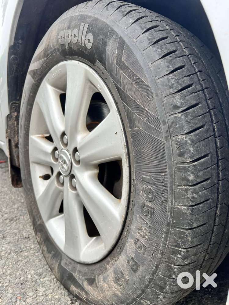 Toyota Corolla Altis G At, 2015, Petrol