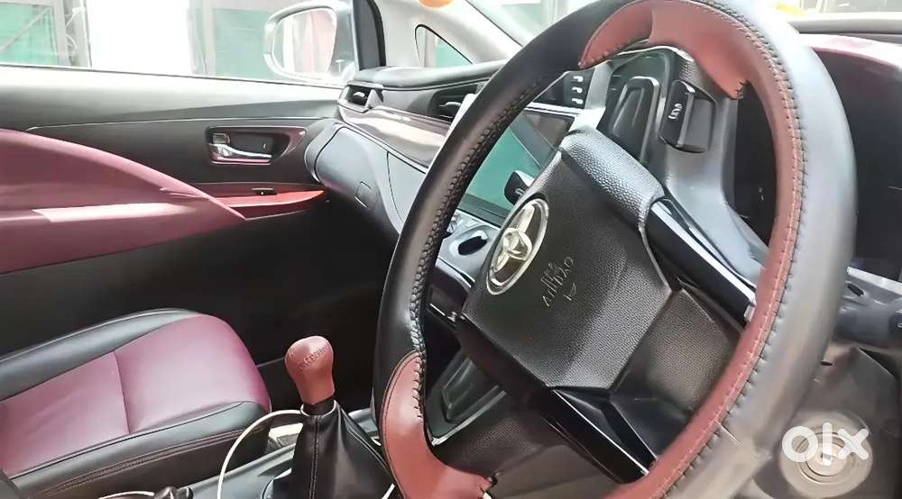 Innova Crysta 2016