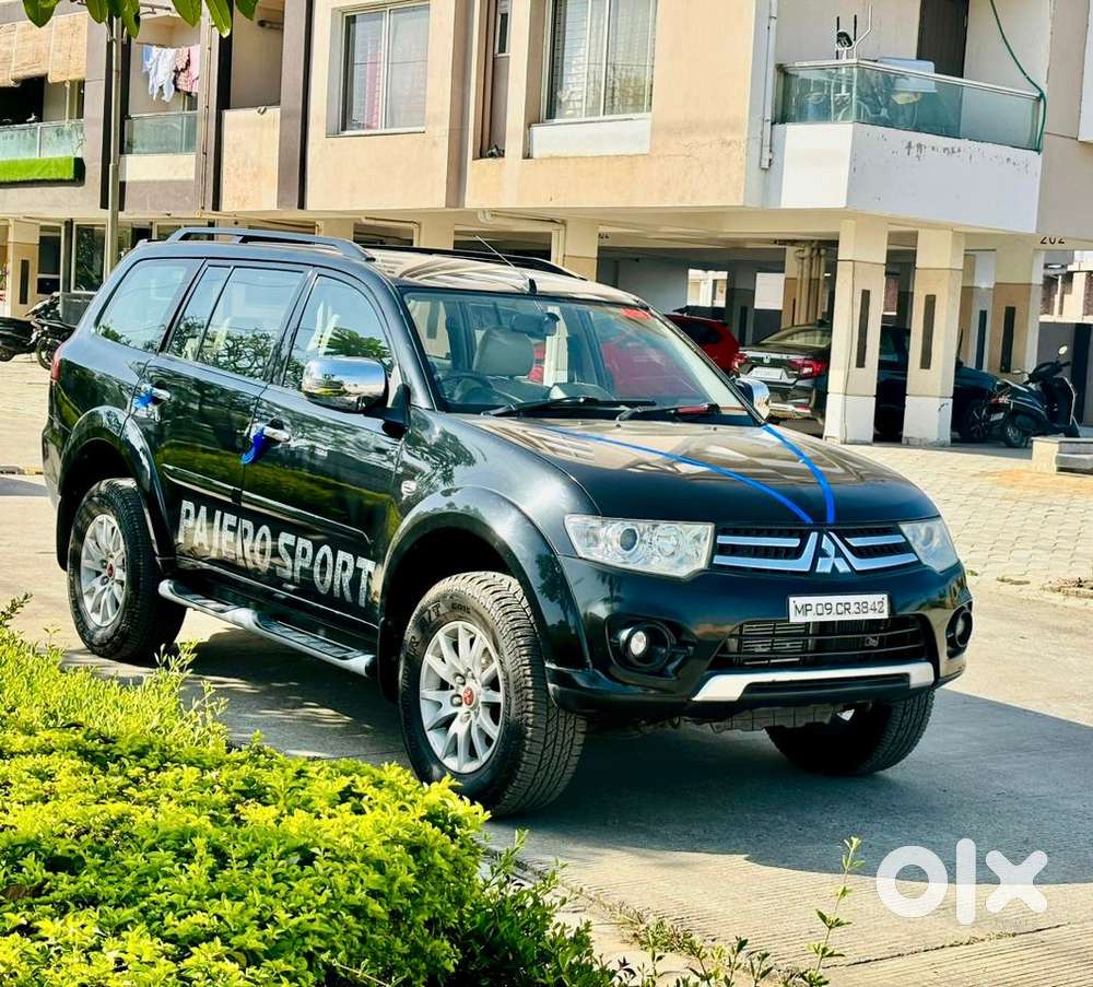 Mitsubishi Pajero Sport 2015