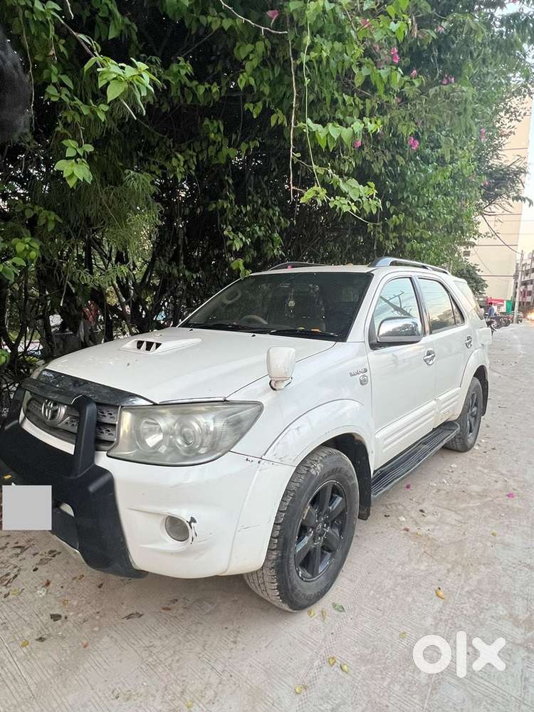 Toyota Fortuner Diesel 2010