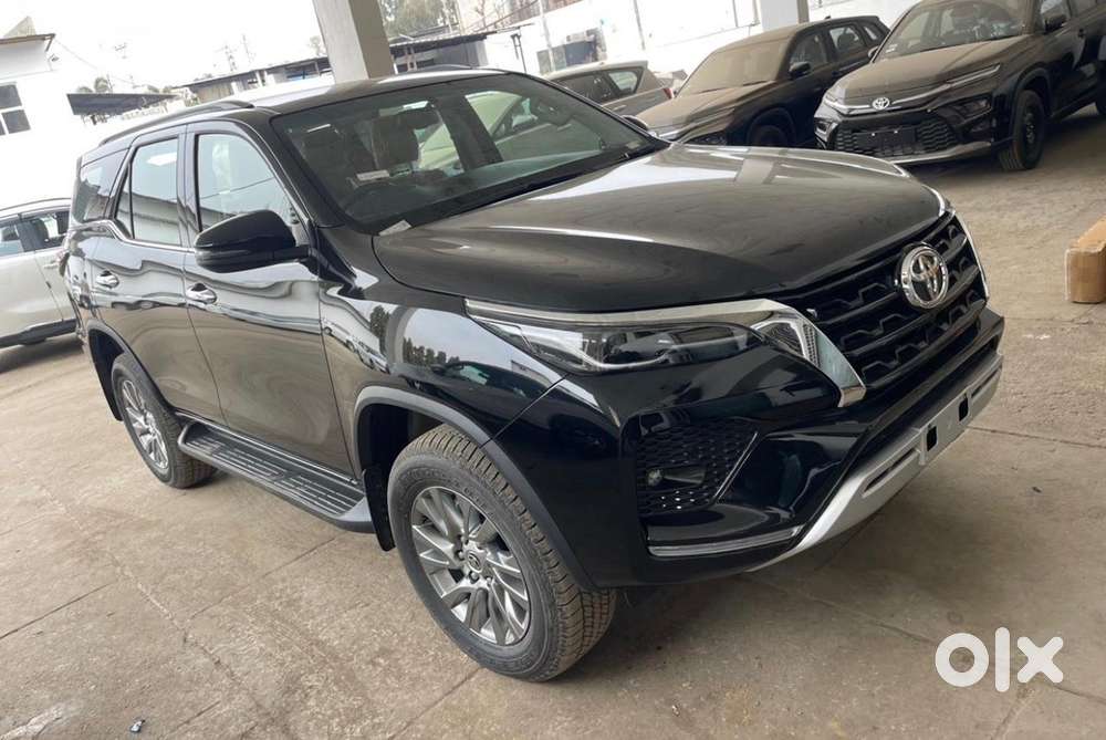 Toyota Fortuner 000 * Vip Number Diesel Sigma 4x4   2024 2025 Delivery