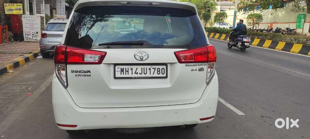 Toyota Innova Crysta 2021 Diesel Well Maintained