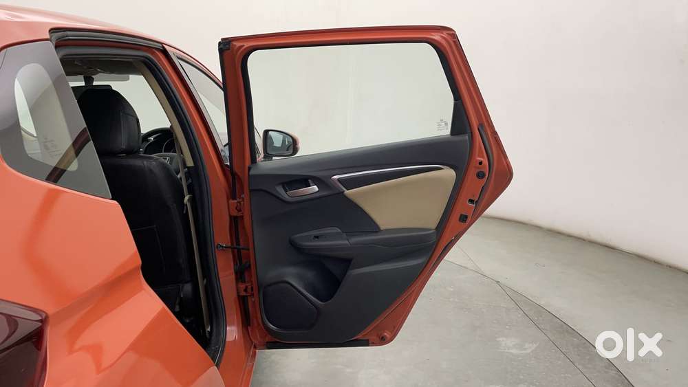 Honda Jazz [2020-2023] 1.2 V I-vtec Mt, 2016, Petrol