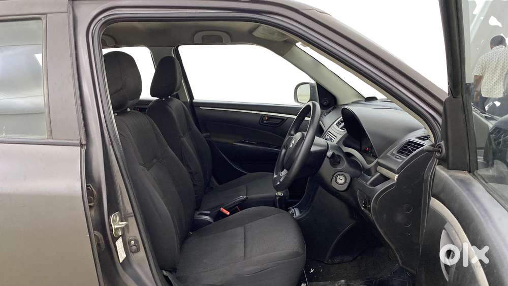Maruti Suzuki Swift Lxi, 2016, Petrol