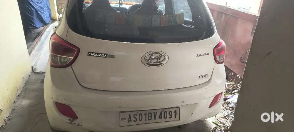 Hyundai Grand I10 2015 Petrol 65000 Km Driven