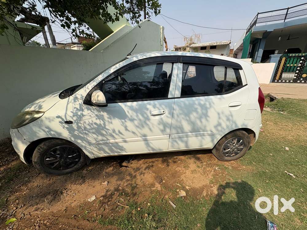 Hyundai I10 Sportz 2011
