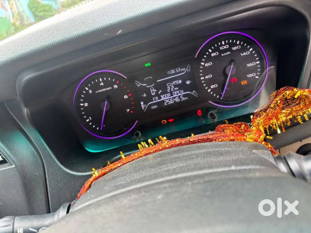 Mahindra Marazzo Diesel 2019