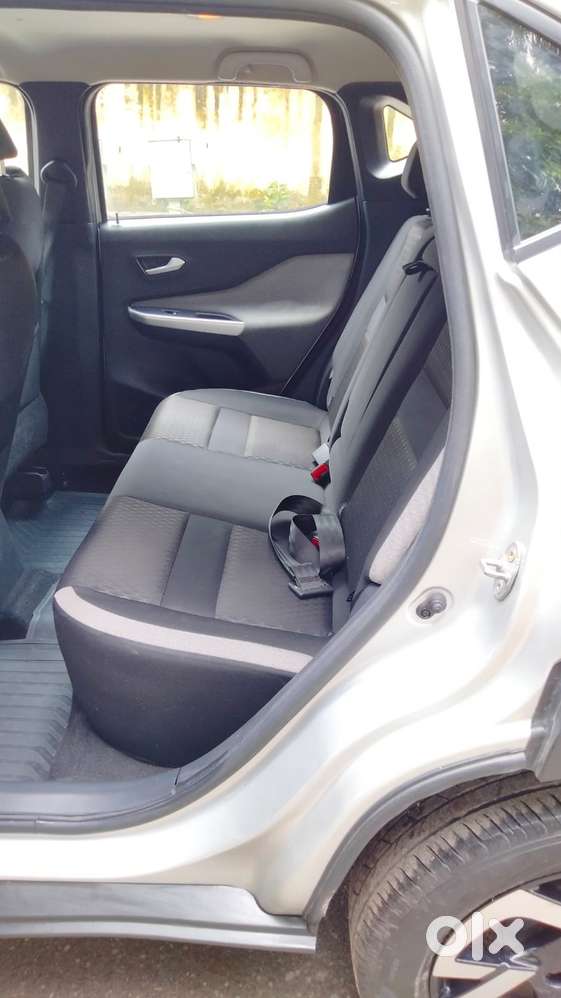 Nissan Magnite 1.0 Xv Turbo Cvt, 2021, Petrol