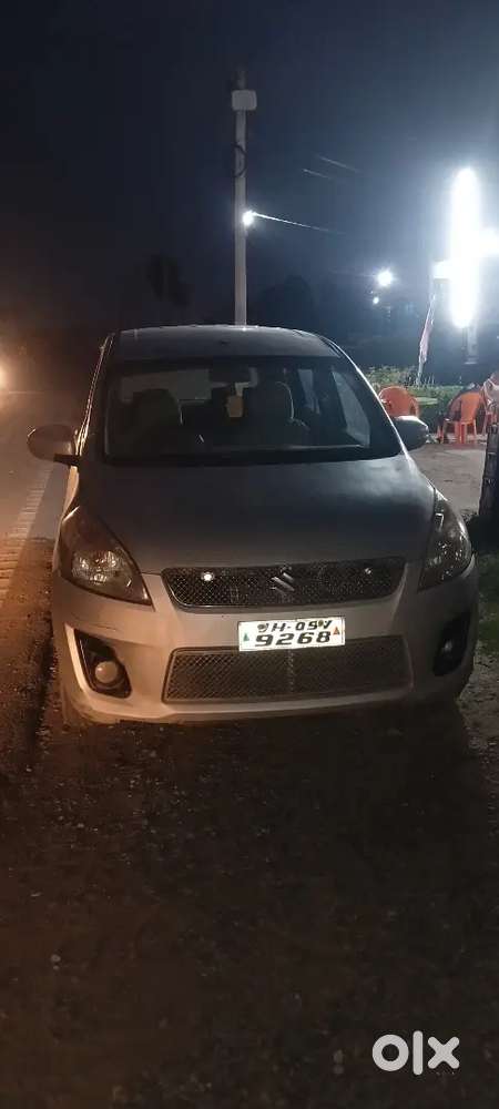 Maruti Suzuki Ertiga 2013 Diesel 122586 Km Driven