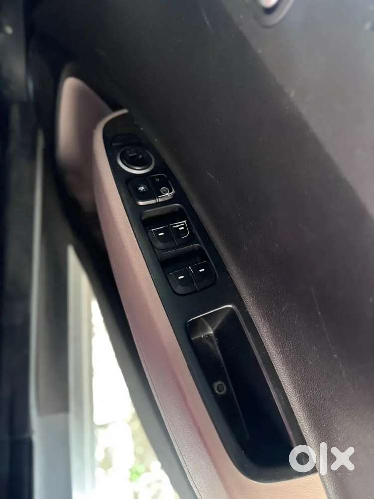 Hyundai Grand I10 2016 Diesel 131000 Km Driven