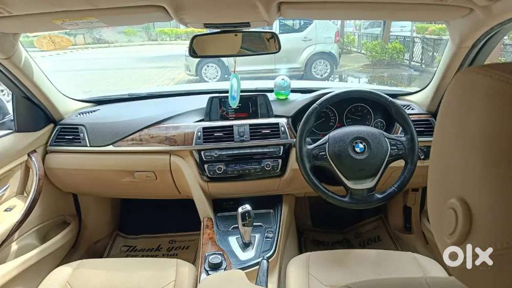 Pristine Bmw 320d (lci)  Lady Doctor Driven