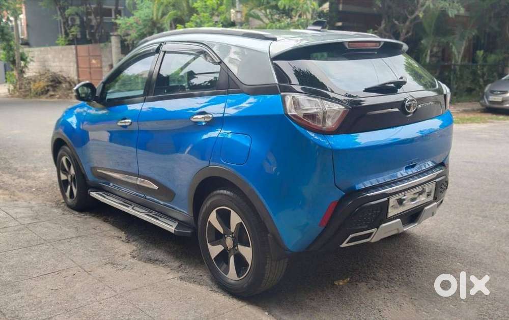 Tata Nexon 1.2 Revotron Xza Plus, 2020, Petrol
