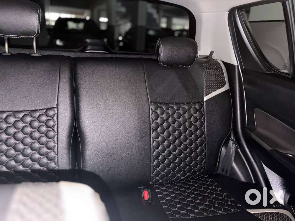 Maruti Suzuki Swift 2015 Vxi (mysterious Violet)