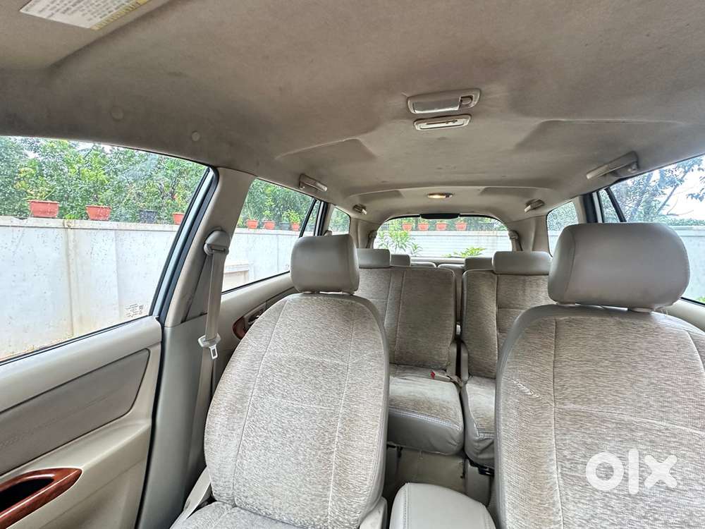 Toyota Innova 2009 Diesel Well Maintained