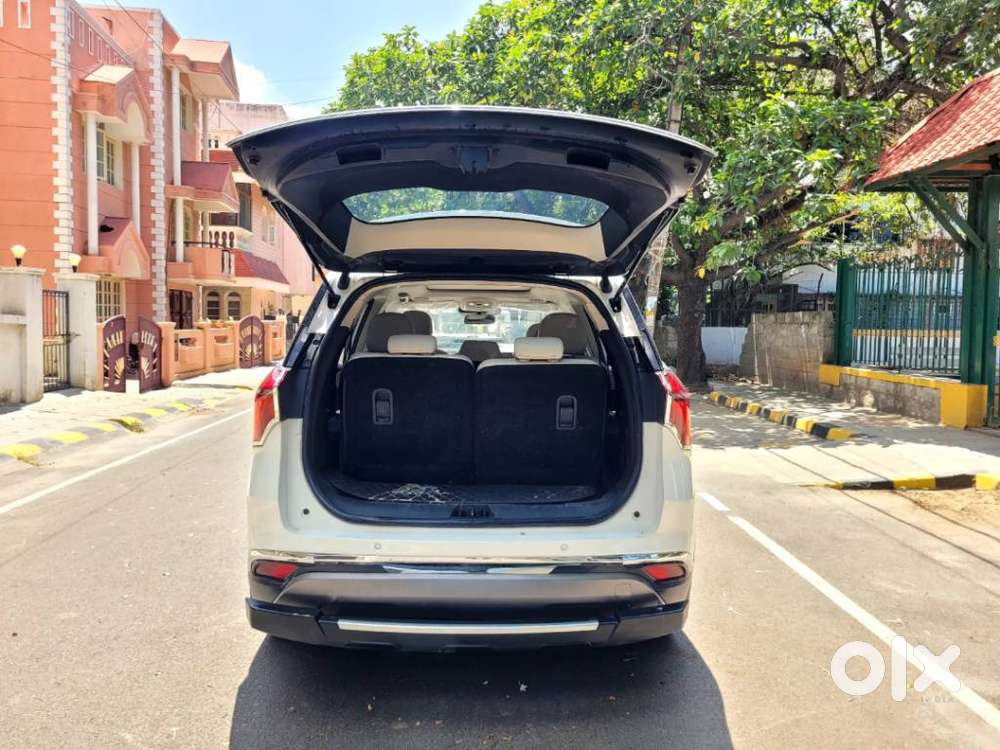 Mahindra Xuv700 2.2 Ax 7 Diesel Mt Luxury Pack Str, 2024, Diesel