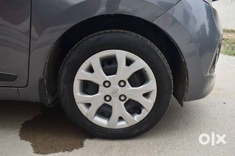 Hyundai Grand I10 2016-2017 Sportz, 2015, Petrol