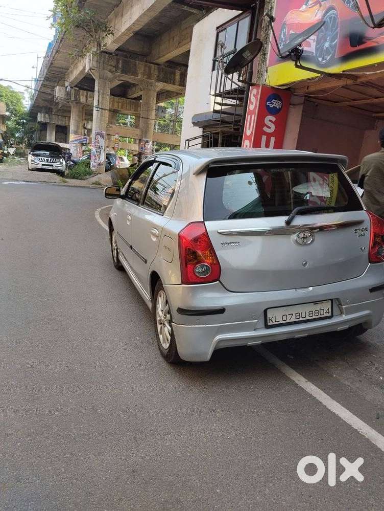 Toyota Etios Liva 2014-2016 V, 2013, Petrol