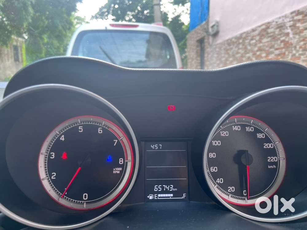 Maruti Suzuki Swift Petrol 2018