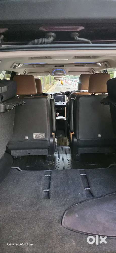 2021 Model Innova Crysta
 Z Automatic 
Single Owner 
Like A Brand New