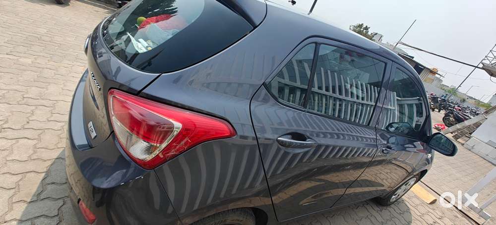 Hyundai Grand I10 2013-2016 Sportz Edition, 2015, Petrol