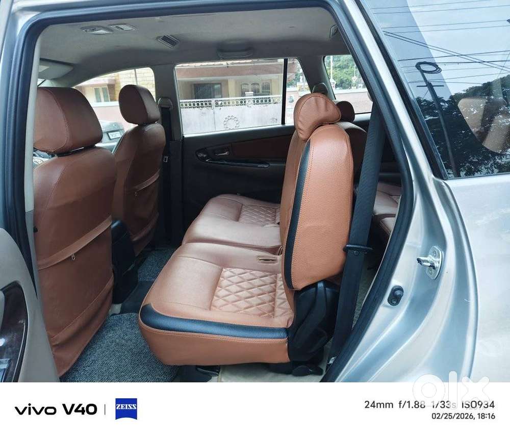 Toyota Innova [2013-2016] 2.5 V Diesel 7 Str, 2015, Diesel