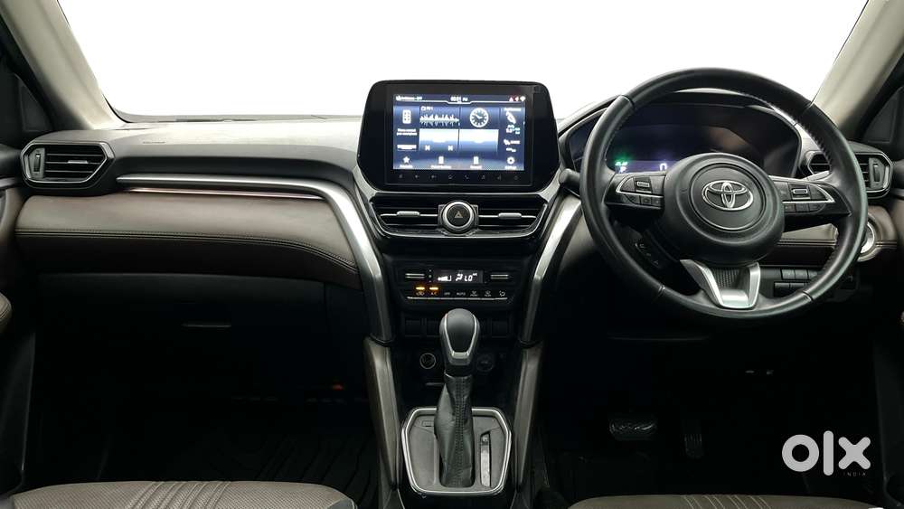 Toyota Urban Cruiser Hyryder 1.5 V Hybrid, 2023, Petrol
