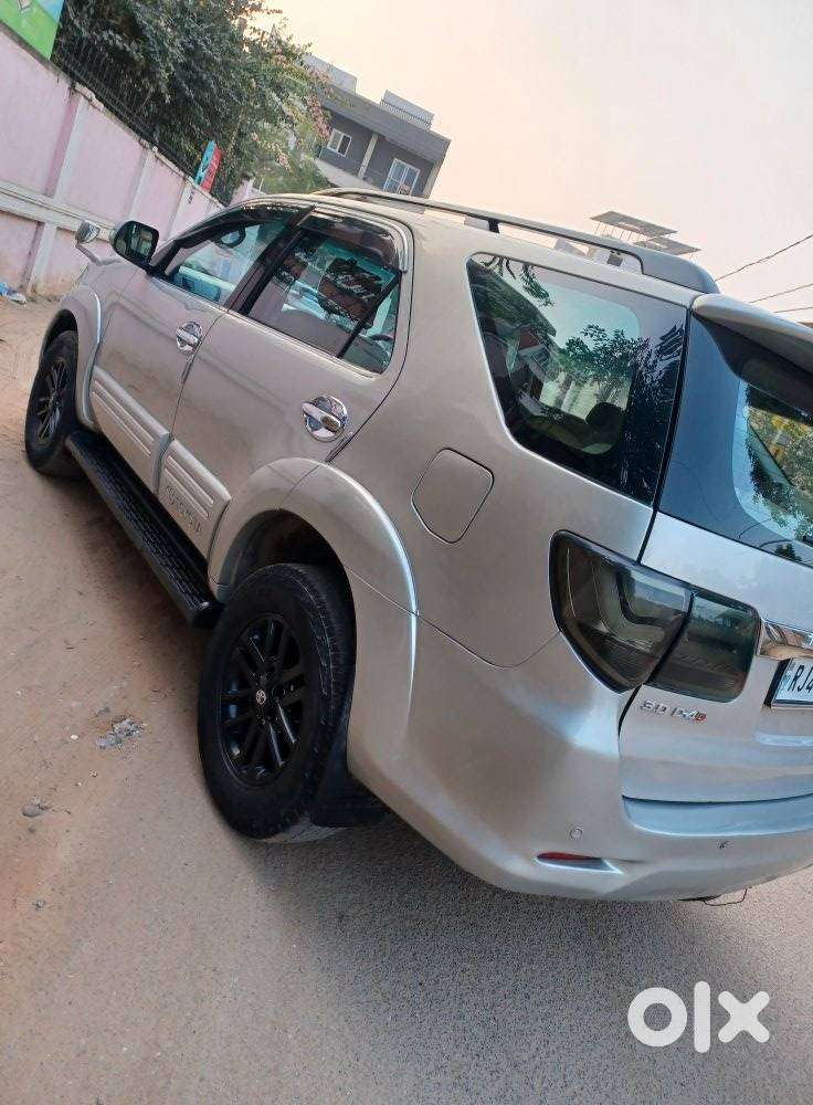 Toyota Fortuner 3.0 4x2 Mt, 2012, Diesel