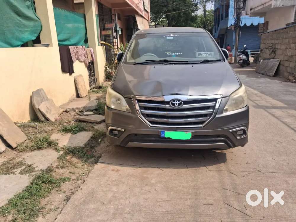 Toyota Innova 2013 Diesel Well Maintained