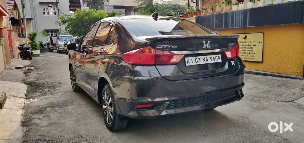 Cleanest & Well Maintained Honda City Ivtec Cvt, 2017 Single Owner.