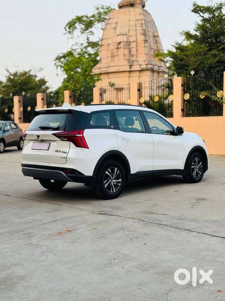 Mahindra Xuv700 2.2 Ax 5 Diesel At 7 Str, 2023, Diesel
