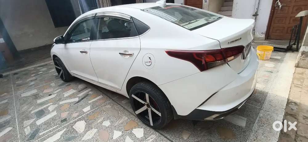 Hyundai Verna 1.5 Petrol 2023